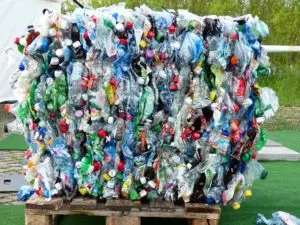 recycled plastic materials